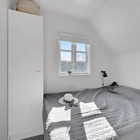 Ulv - 25m From The Sea By Interhome Feriehus *